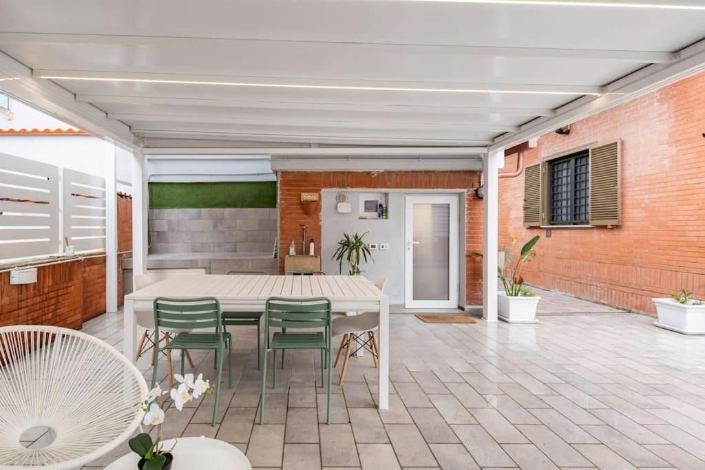 Touch&Go - Stanza Privata Con Servizi Ciampino Luaran gambar