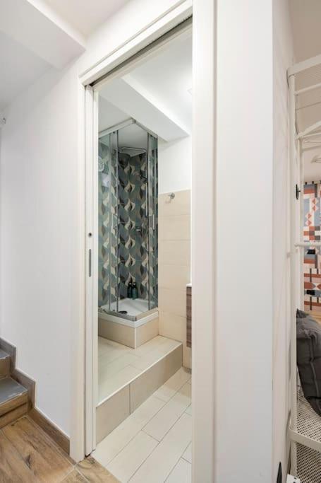 Touch&Go - Stanza Privata Con Servizi Ciampino Luaran gambar